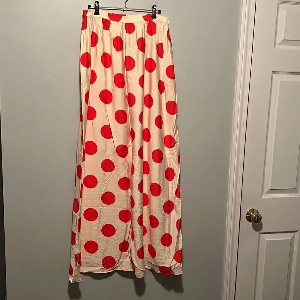 Compañia Fantastica Women's Cream Red Polka Dot Allover Print Maxi Skirt
